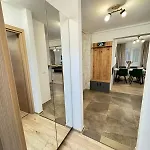 Luxury Glam Coresi Mall Area - Parking Option Apartment *