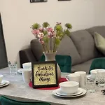 Luxury Glam Coresi Mall Area - Parking Option Apartment Brasov