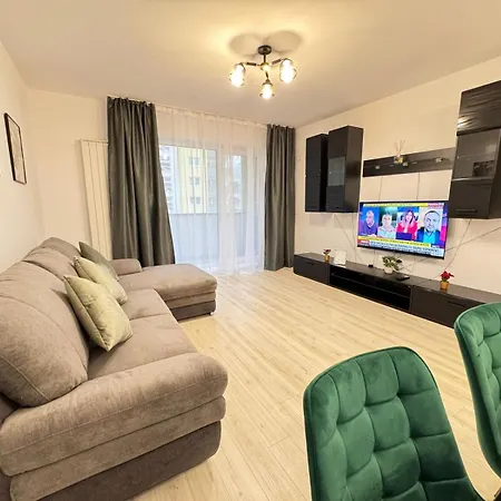 Luxury Glam Coresi Mall Area Braşov