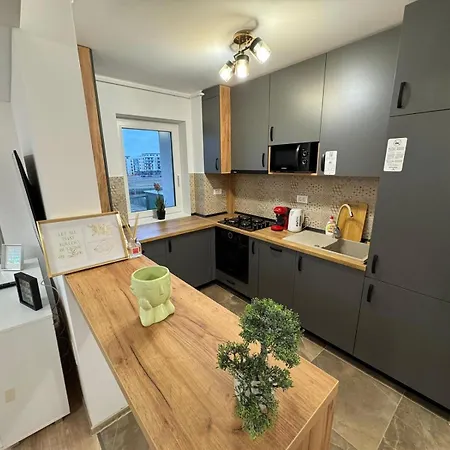 Luxury Glam Coresi Mall Area * Brasov