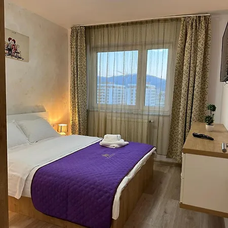 Luxury Glam Coresi Mall Area Apartment *