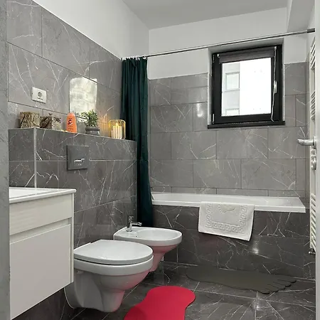 Apartment Luxury Glam Coresi Mall Area Brasov