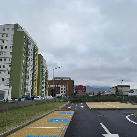 Appartement Luxury Glam Coresi Mall Area