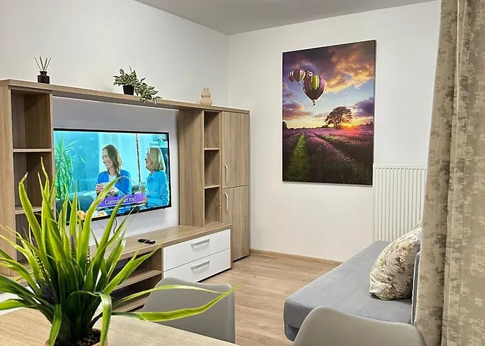 Appartement Luxury Glam Coresi Mall Area