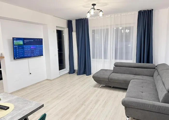 Luxury Glam Coresi Mall Area Apartment Brasov