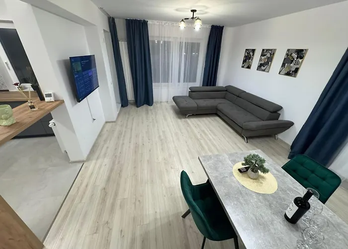 Luxury Glam Coresi Mall Area Брашов