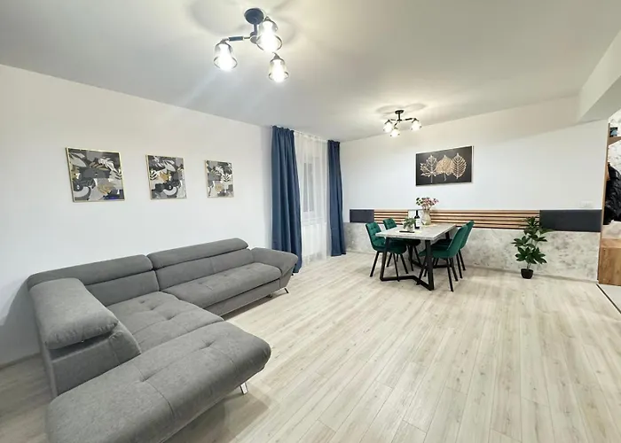 Luxury Glam Coresi Mall Area Apartment Brasov